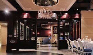 水中仙歌词是什么意思 水中仙国际酒店