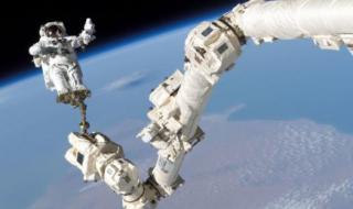 中国两名女航天员都是谁 两名航天员太空互拍